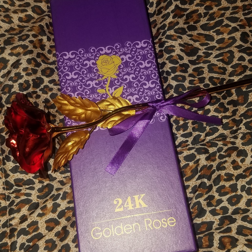 24K Gold Rose (Red) - Picture 2 of 6